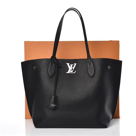 louis vuitton black canvas bag